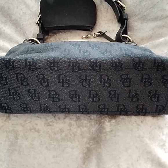 Dooney & Bourke Purse - Picture 5 of 12